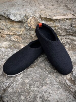 Viltsussid nahktallaga   ByNature-Felto